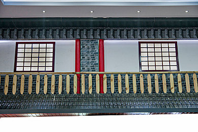 美女脱衣视频软件：霓虹幻影，数据迷踪中的伦理竞速之旅-2