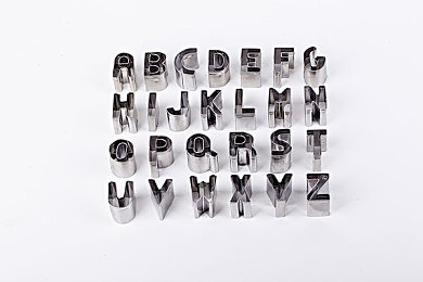 男人机机桶女机机：钢铁咆哮与流线华尔兹，赛道哲学的对决诗篇-1