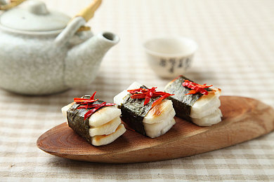 后进圆润大臀：虚拟赛车尾部曲线揭秘，空气动力学如何影响你的过弯稳定性