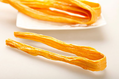 四大黄色软件：疾驰于霓虹夜幕与狂沙边境的极速传说