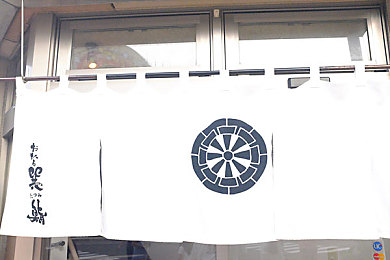 黄色软件0003：解锁雨夜废弃车厂的动态数据流涂装之谜-2