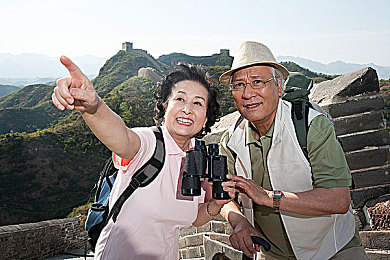 黄色18软件：硬核赛车新作今日上线，极致调校系统引爆玩家技术狂潮