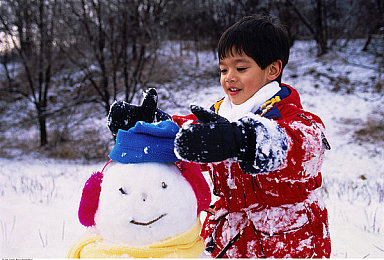 性别自由凸轮管西元点无尽：未来竞速新作发布，自定义身份与车辆改造颠覆传统玩法