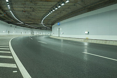 综合一区二区三区：地平线全境制霸指南，不同地形终极调校方案公开