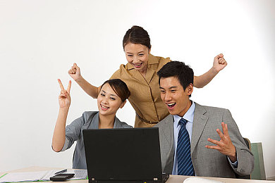 黄色污秽软件下载安装：视觉污染赛道，黑客攻防与极速狂飙的沉浸对抗