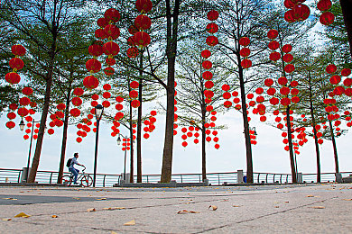 差差差app：极限车神以精准操控定义赛车游戏新哲学