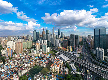 打朴克不盖被子：极速狂飙德州车神，策略与胆量的终极竞速对决