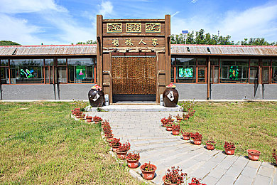 王者女角色无心小内小爱心：峡谷战术女神解析，冷酷操作下的团队致胜法则