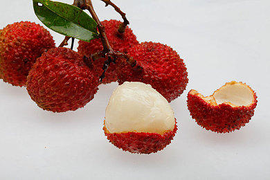 黄色搜狐3.0：霓虹涂鸦狂飙，街头艺术竞速新纪元