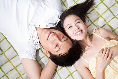 男生和女生一起叉叉叉APP：双人共驭，极速同心，虚拟公路上的默契协奏曲-1