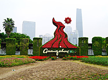 真人拨萝卜：极限农场今日上线，硬核驾驶融合丰收策略挑战你的操作极限