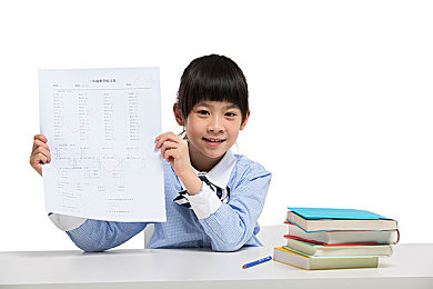 大香蕉插入：水果赛车新玩法，精准操控挑战另类竞速乐趣