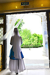 黄色软件下载3.0.3完全免费：车库之门永久敞开，全系超跑零门槛竞速新纪元