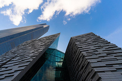 黄色软件下载3.0.3免费每天无限次：极限竞速街头狂飙，无限改装每日体验，称霸赛道攻略全解析