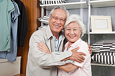 火辣辣app：极速狂飙，改装你的专属座驾，征服都市赛道