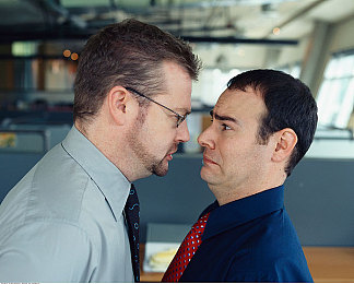 草逼软件：街头改装新作登场，硬核调校系统颠覆传统竞速体验