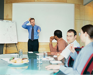 303免费oppo版破解大全免费下载在线:2024第三季度实测,OPPO赛车新作核心玩法与进阶调校全解析-1