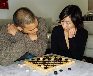 黄色软件每天3.0.3：极速代码，霓虹都市中的黑客竞速进化之旅-2