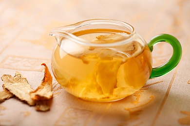 黄色软件3,O3免费下载：霓虹纪元，极速改装与三级增压的竞速传奇