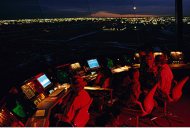 一起差差：极速调校，双人协作征服赛道，差速器竞技场带来硬核赛车新体验