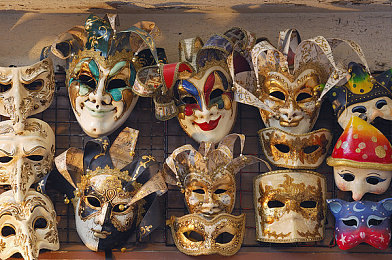 民工小伙20厘米粗大硬：赛道狂想，锻造钢铁巨兽的终极美学