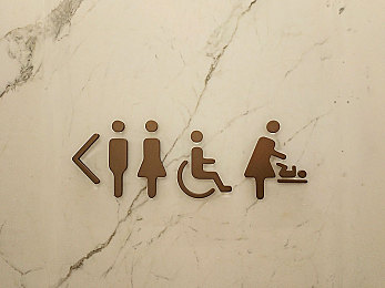 oppo每天无限次下载3.0.3大全：极速狂飙新版本上线，霓虹都市赛道与改装系统全面升级