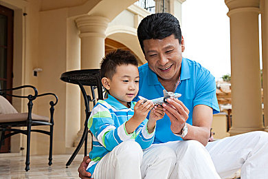 男女同房软件：双人驾驶共生新游末日同乘上线，开启废土世界深度协作生存体验