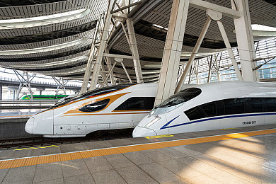 三上悠亚 中出：精准弯道艺术新作发布，极致驾驶体验革新赛车模拟游戏