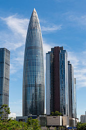 星空天美星空MV剧情介绍:星际竞速新纪元,可变形载具穿梭宇宙演绎史诗篇章-2