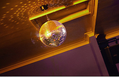 插插软件：模块革命，矩阵引擎，实时调校的赛车策略世界-2