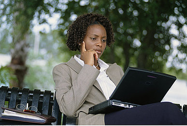 软件下载3.0.3免费黄：玩家自制亮黄涂装风靡地平线5，社区共创文化引发热议-1