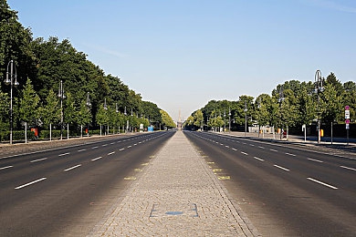 liulian视频黄色APP：极速幻影，数据芯片与地下霓虹的伦理狂飙