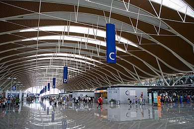 好色先生TV传媒：疾速幻境，光影交织的赛道诗篇