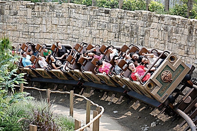 男生与女生差差差软件：赛车游戏新研究揭示性别协作优势，团队效率提升攻略全解析