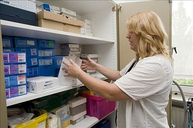 男人和女人在APP：极速定制，社交竞速，数字时代的汽车文化多元表达-2