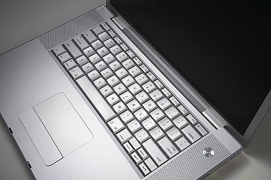 国产另类av：国内独立新作极速幻境上线，视觉叙事与硬核竞速的跨界融合-2