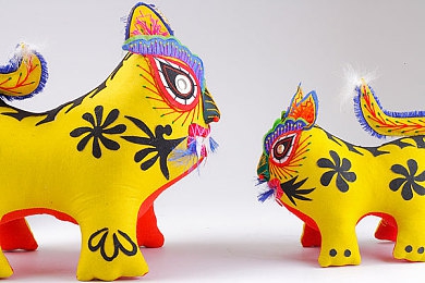 XAX MANTA UZUN HAYA UYGURQA：穿越丝路，驰骋西域，体验维吾尔风情竞速之旅