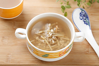 国产Av影片：驾驭中国速度，体验真实赛道上的国产高性能赛车之旅