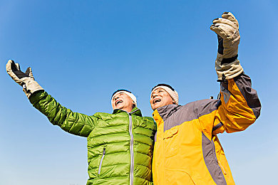 动态啪啪:引擎轰鸣换挡爆音,地平线5打造触觉竞速新纪元-1