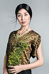 8×8海外华人：海外华人车友新作上线，硬核改装与故土情怀的开放世界之旅-2