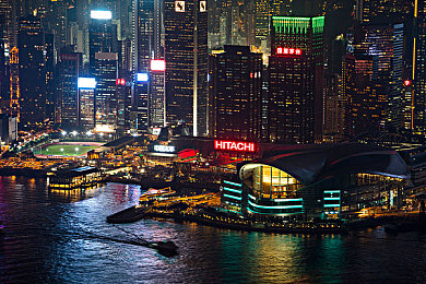 黄色APP下载3.03无限：解锁无限金币攻略，尽在极限狂飙霓虹都市竞速新体验