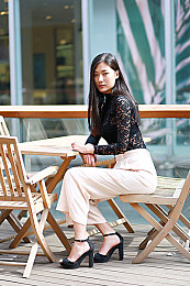 东北大坑乱伦：冰封废土家族秘辛，生存抉择拷问人性，全新末世角色扮演游戏今日震撼发售