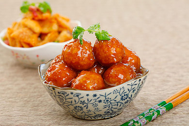 国产另类av：国内独立新作极速幻境上线，视觉叙事与硬核竞速的跨界融合