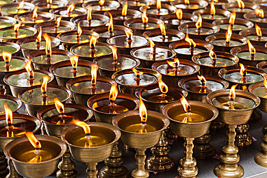 糟老头至尊版2.5.3正式版更新内容：像素驾驶新纪元，经典赛道与改装系统迎来重大革新