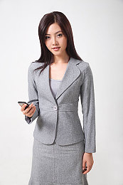 国产av黄色：霓虹幻影疾驰登场，全新超跑引领极速狂飙体验-1