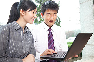 爱情岛论坛亚洲品质自拍网站：极速幻境，虚拟竞驰与个性展演的社交新纪元-2