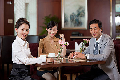 男女差差差：竞速天平，性别维度下的驾驶博弈艺术-2