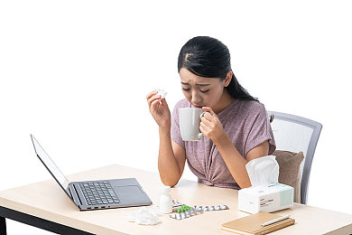 黄色APP下载3.03每天无限次：《极速狂飙》新版上线，无限氮气引爆竞速狂潮-1