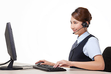 老师的兔兔：粉色赛车破风校园，竞速解密暗藏玄机