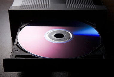 五月天一区二区：竞速游戏新趋势，硬核赛道与开放世界如何重塑驾驶体验